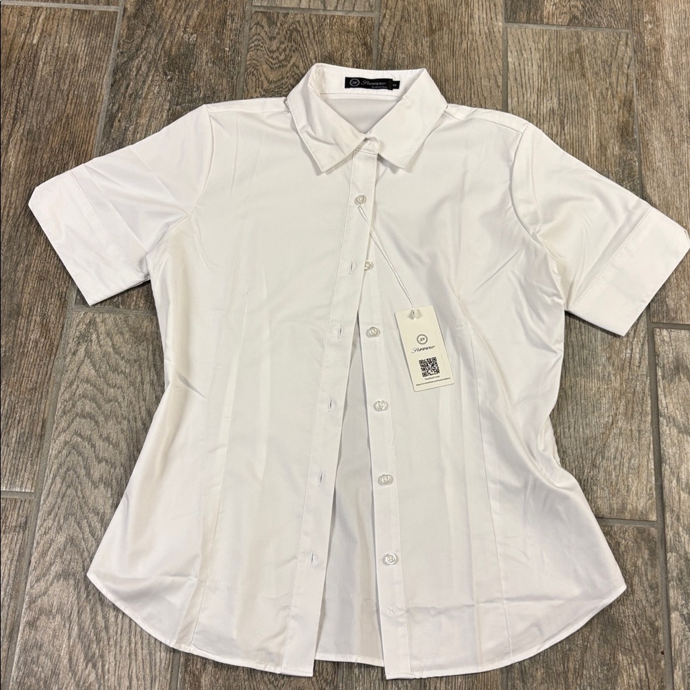 White Button-Down Short-Sleeve Shirt
